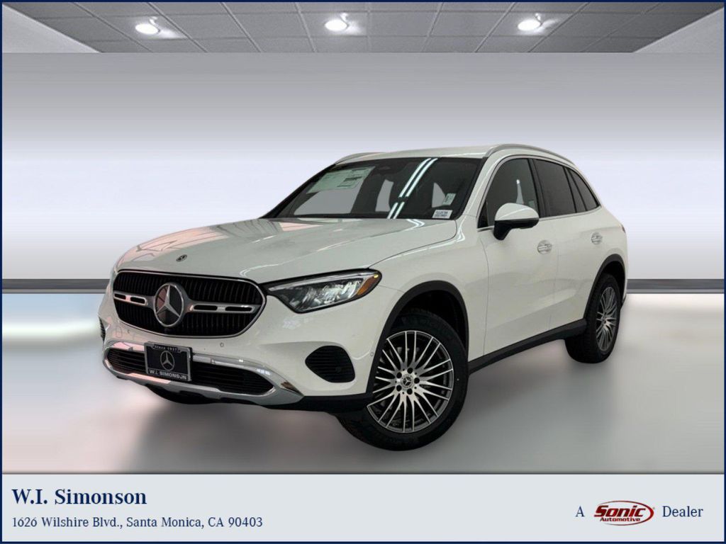 New 2026 Mercedes-Benz GLC 300 4MATIC