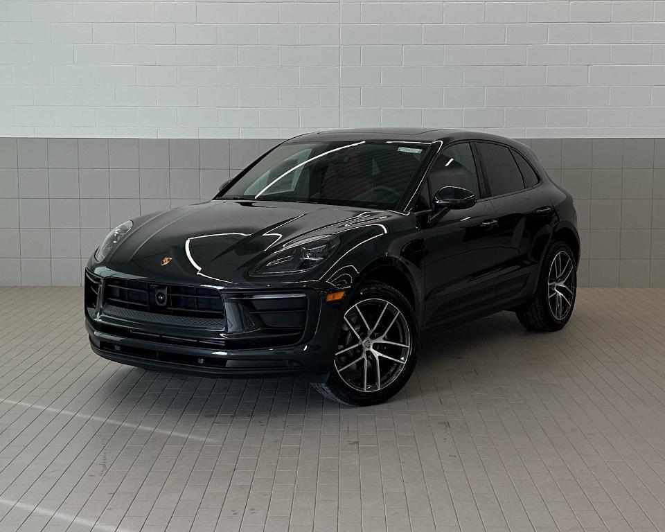 New 2026 Porsche Macan Base
