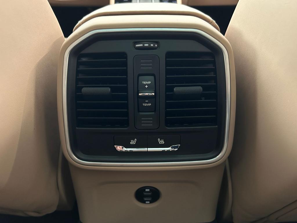 صورة مصغرة 29 لـ 2026 Porsche MACAN BASE