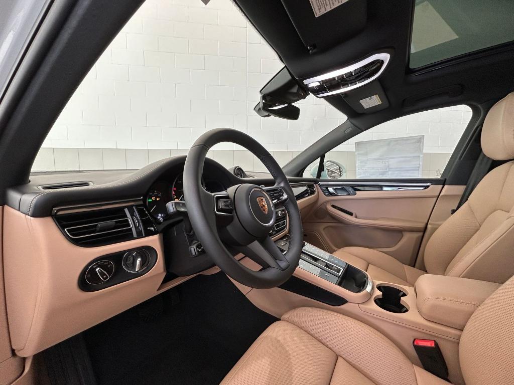 صورة مصغرة 23 لـ 2026 Porsche MACAN BASE