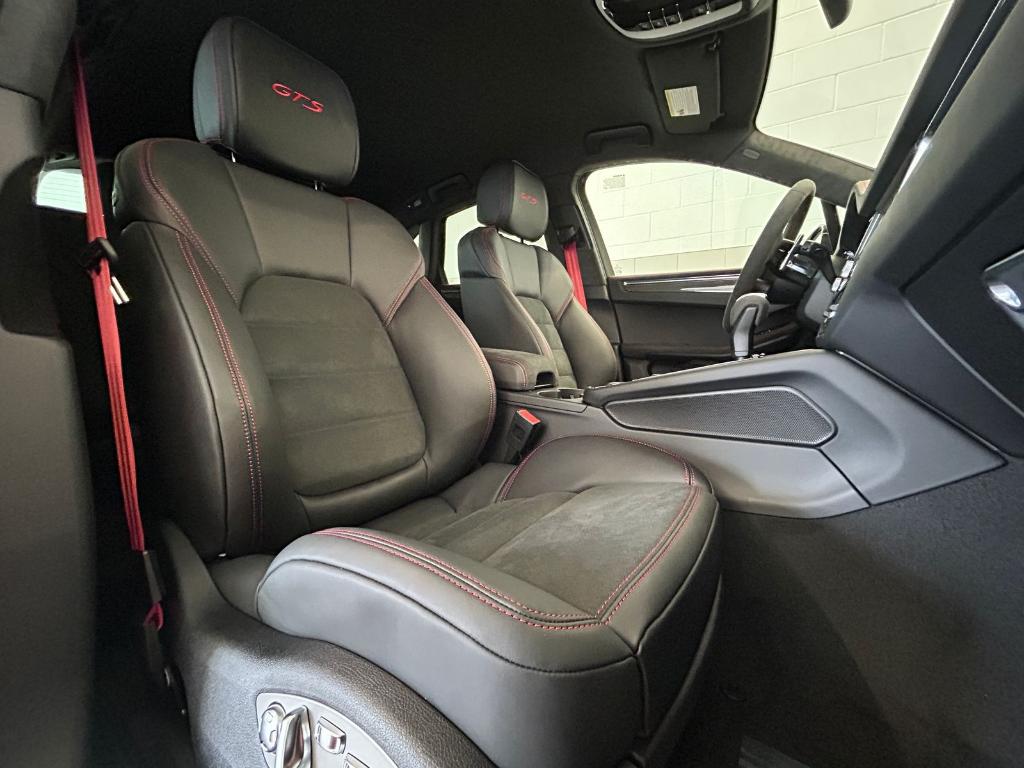 2026 Porsche MACAN GTS 缩略图 23