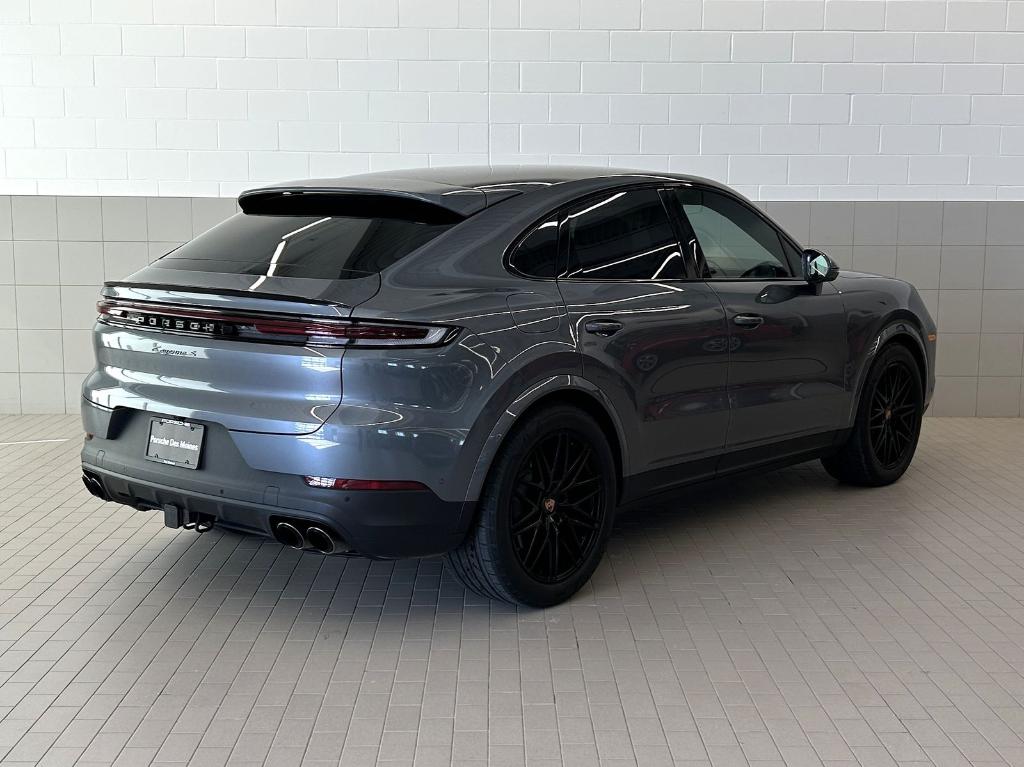 صورة 7 لـ 2026 Porsche CAYENNE S COUPE AWD