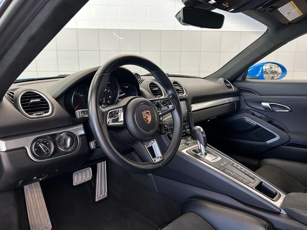2025 Porsche 718 CAYMAN GTS 4.0 — миниатюра 27