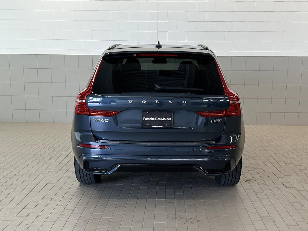 صورة 6 لـ 2024 Volvo XC60 B5 PLUS DARK THEME