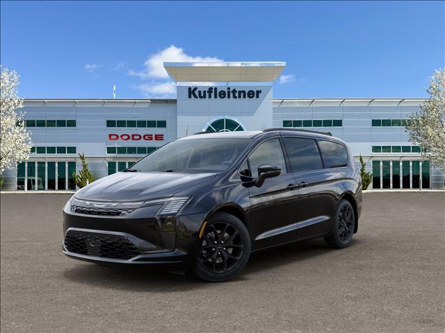New 2027 Chrysler Pacifica Limited