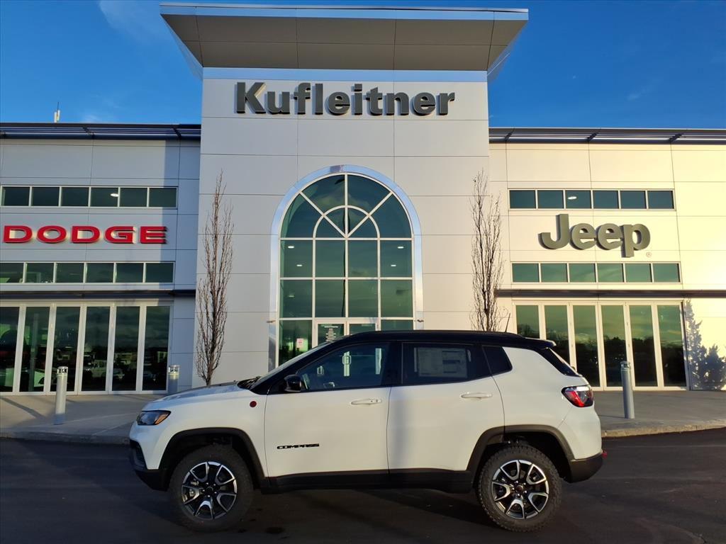 New 2026 Jeep Compass Trailhawk