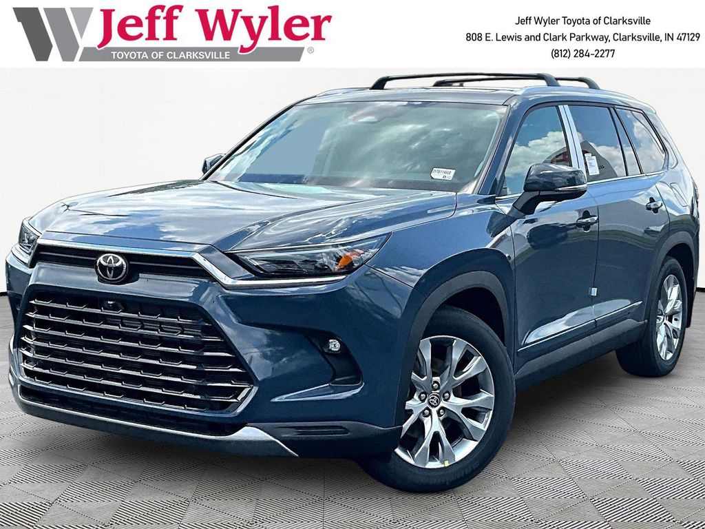 New 2026 Toyota Highlander Hybrid LE