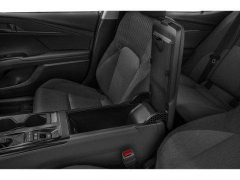 2026 Toyota CAMRY LE — миниатюра 13