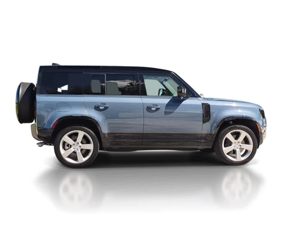 صورة 8 لـ 2025 LAND Rover DEFENDER P500 X-DYNAMIC SE