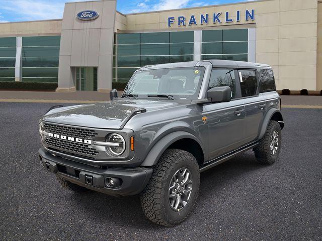 FORD BRONCO - 3