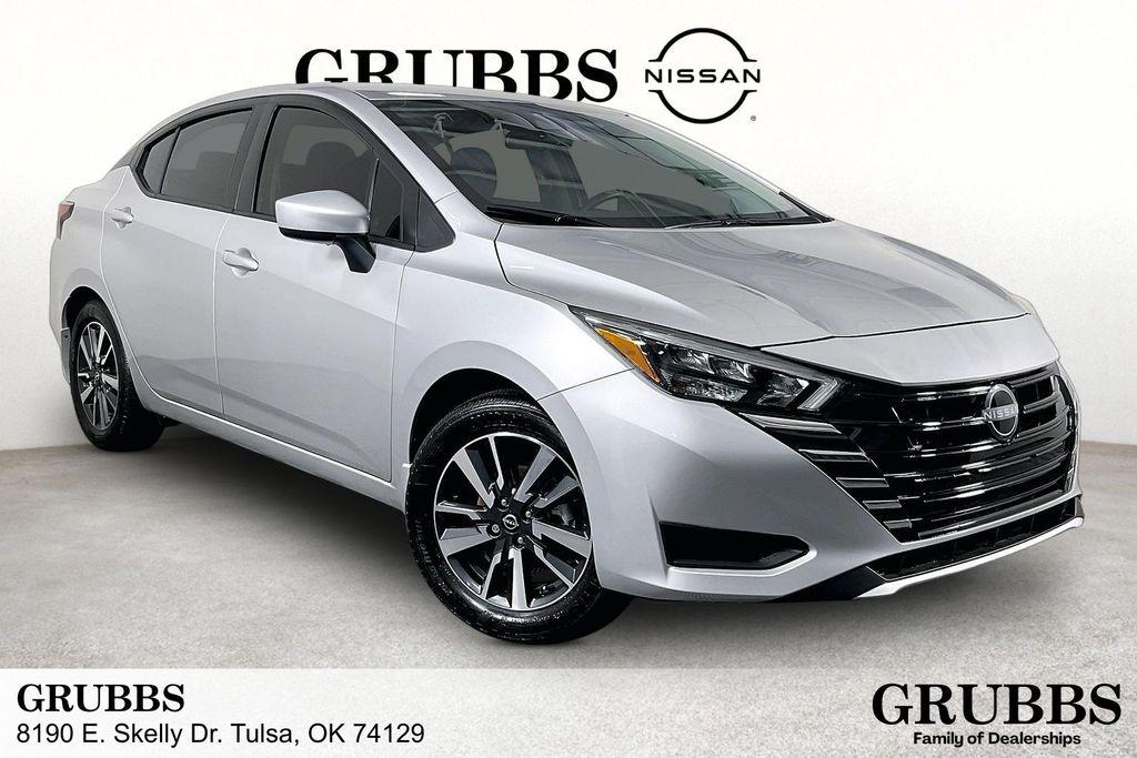 New 2025 Nissan Versa 1.6 SV