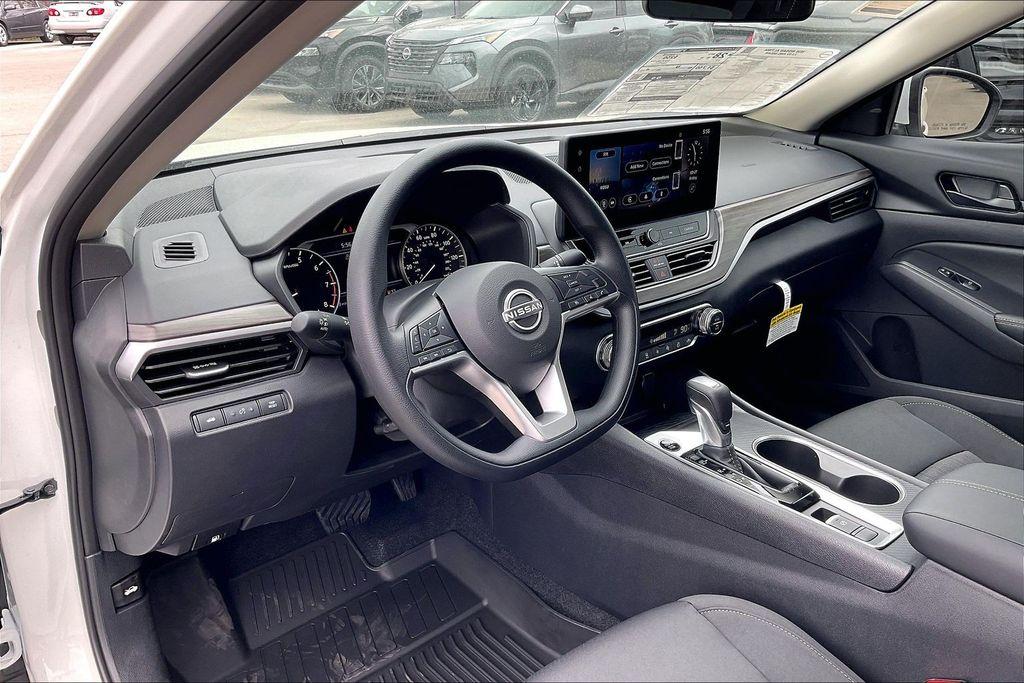 New 2026 Nissan Altima 2.5 SV