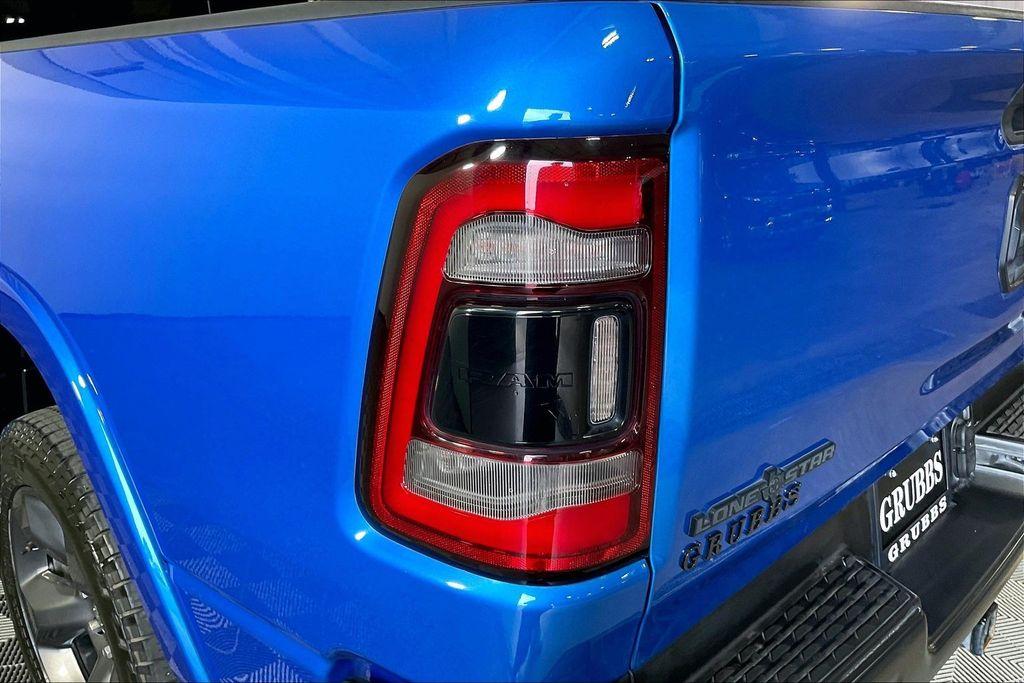 صورة مصغرة 35 لـ 2023 RAM 1500 BIG HORN