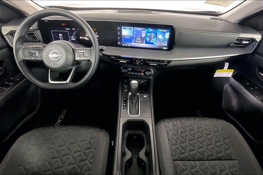 New 2026 Nissan Kicks SV