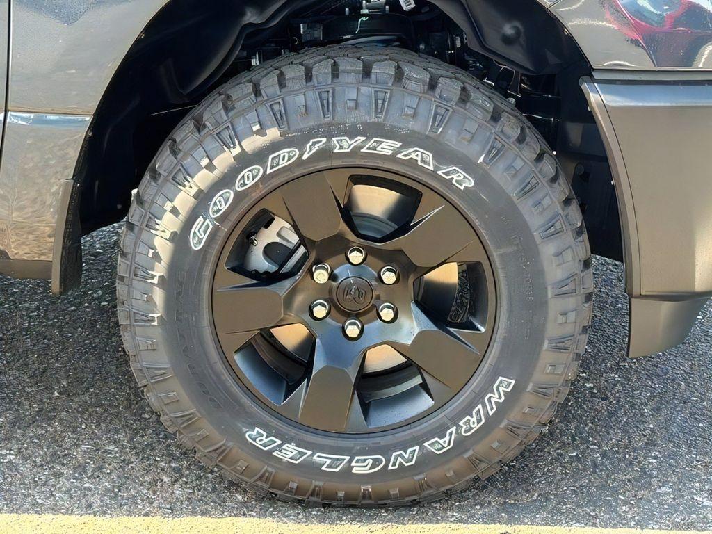 صورة 9 لـ 2026 RAM 1500 TRADESMAN