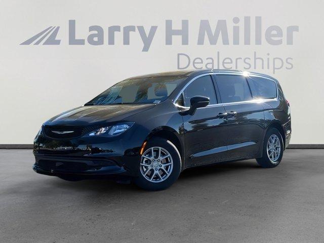 New 2026 Chrysler Voyager LX