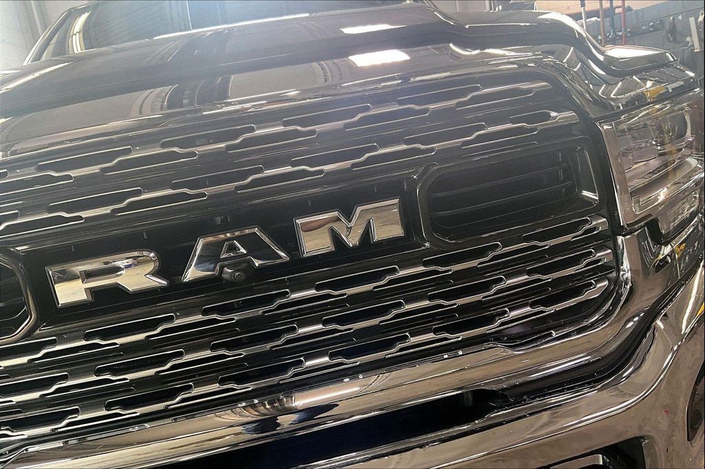 2024 RAM 3500 LIMITED CREW CAB 4X4 6'4' BOX 缩略图 36