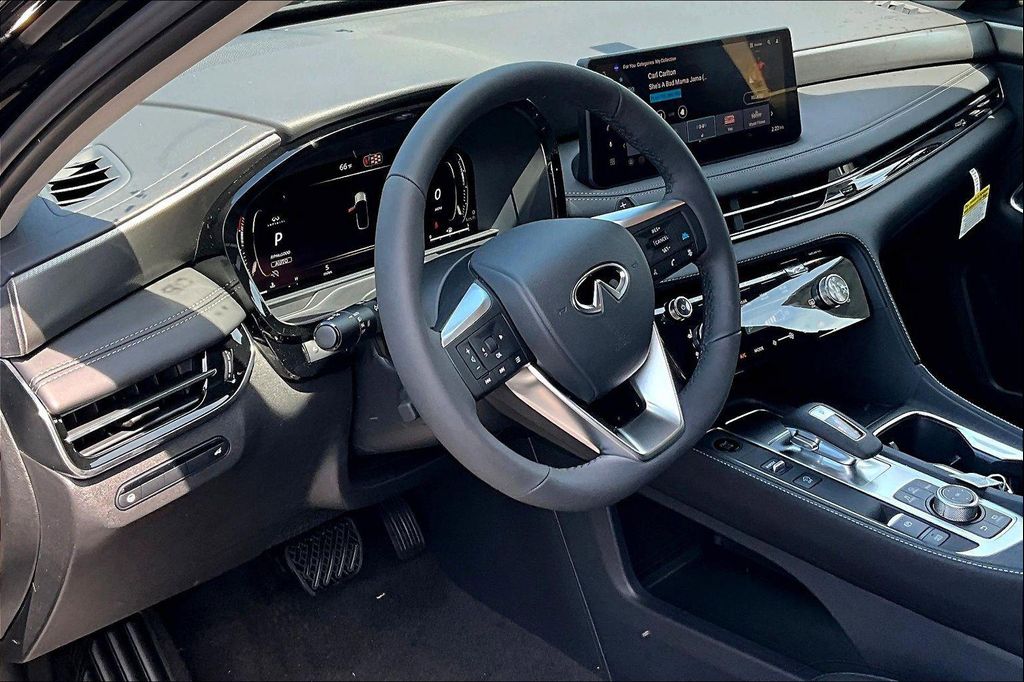 2027 Infiniti QX60 LUXE AWD — фото 6