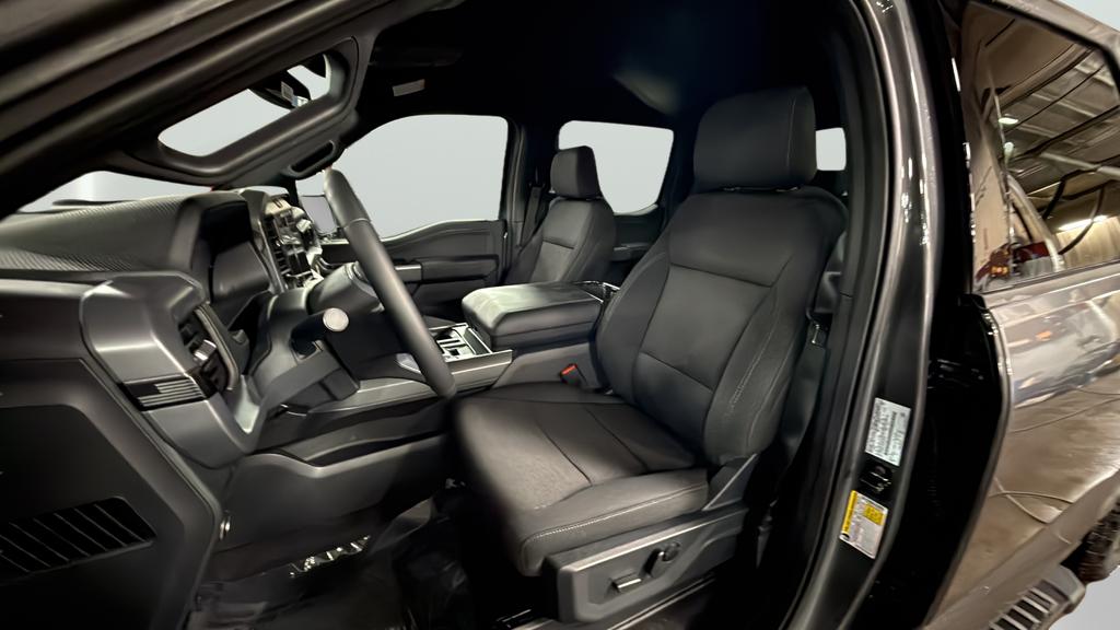 صورة مصغرة 23 لـ 2026 FORD F-150 XLT