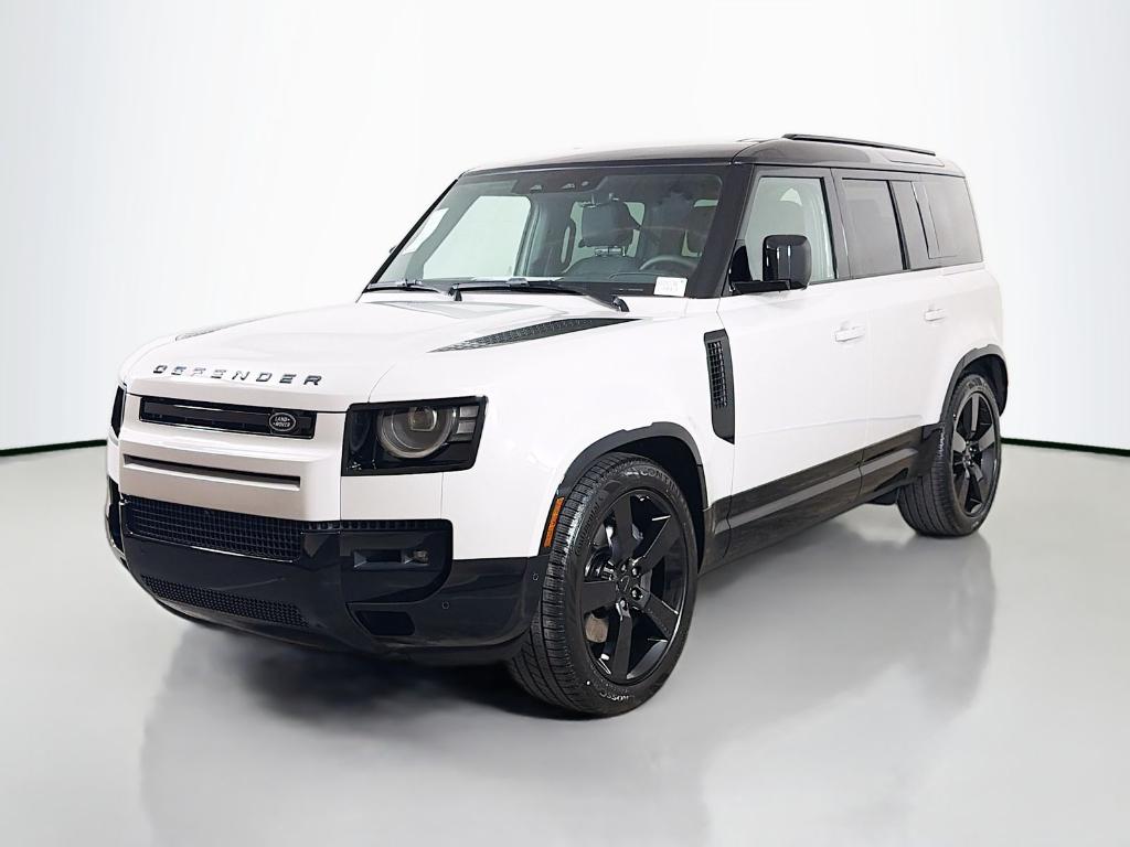 New 2026 Land Rover Defender P400 X-Dynamic SE