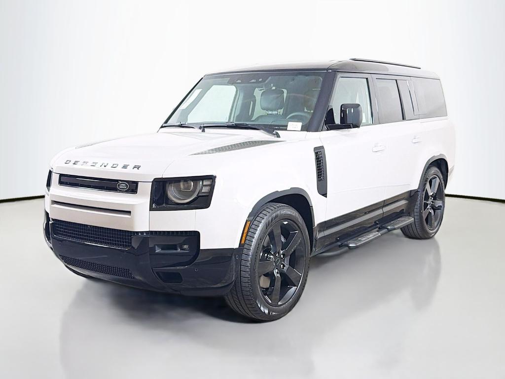 New 2026 Land Rover Defender P400 X-Dynamic SE