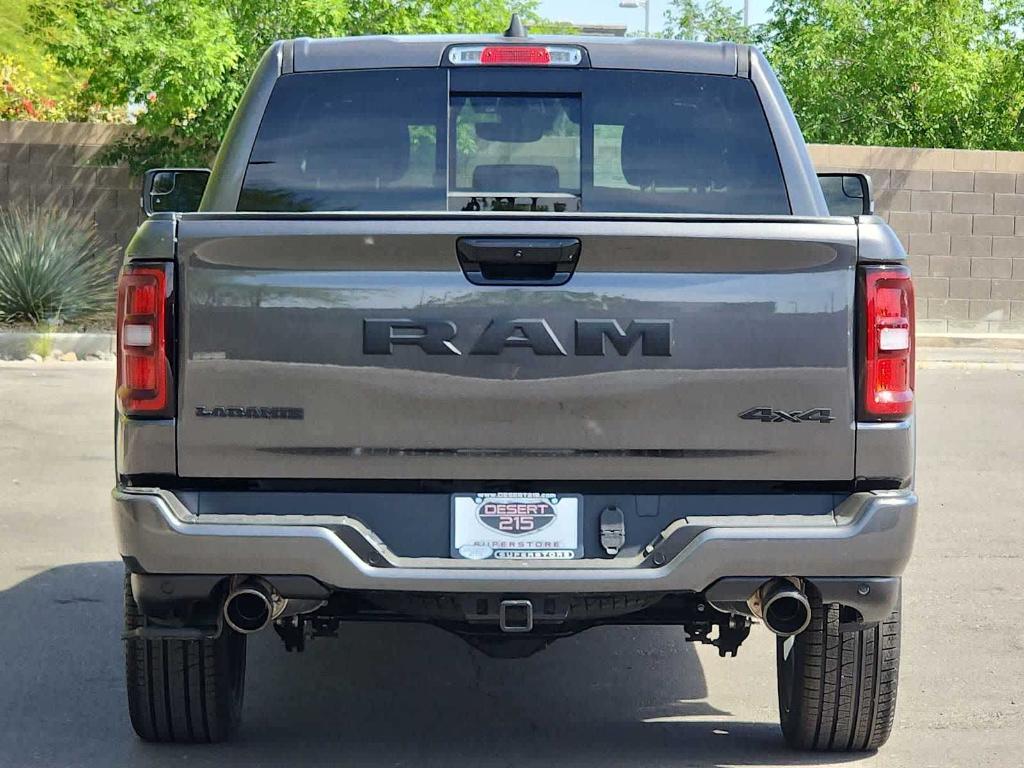 2026 RAM 1500 LARAMIE — фото 7