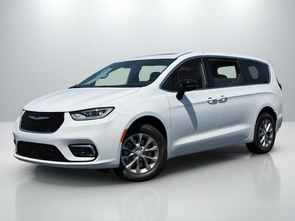 New 2026 Chrysler Pacifica Limited