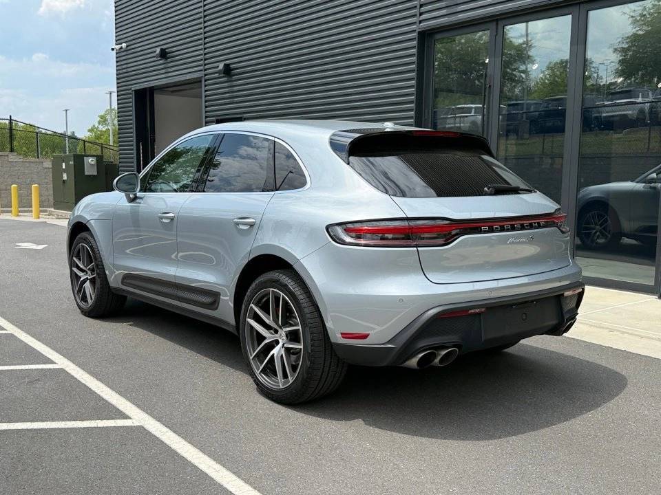 صورة 3 لـ 2022 Porsche MACAN