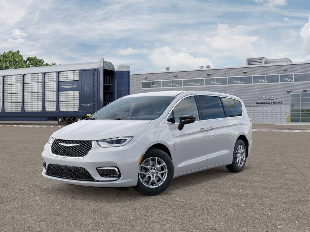 New 2026 Chrysler Pacifica Select