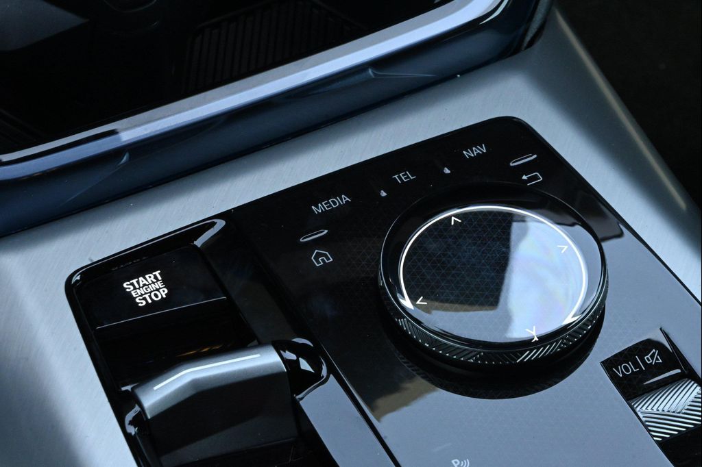 2026 BMW X3 30 XDRIVE thumbnail 18