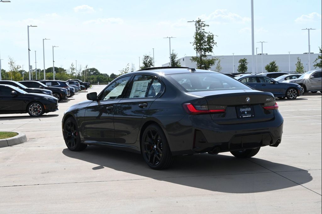 صورة 6 لـ 2026 BMW 330 330I
