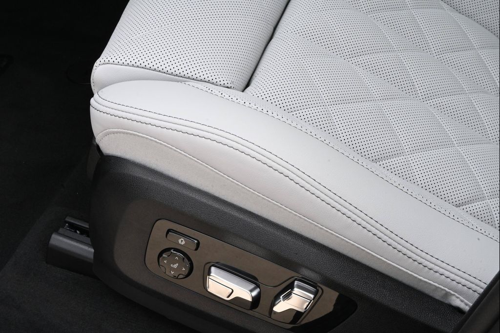 2026 BMW X5 PHEV XDRIVE50E — миниатюра 27