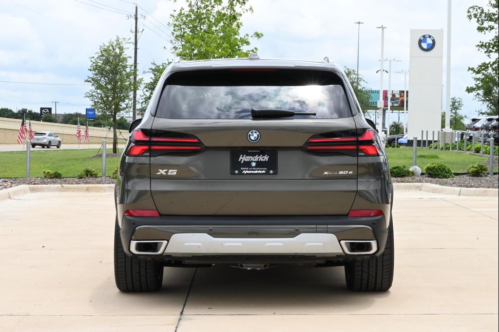 صورة 7 لـ 2026 BMW X5 PHEV XDRIVE50E
