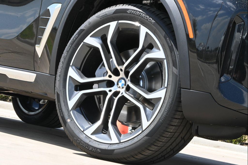 صورة 9 لـ 2026 BMW X5 SDRIVE40I