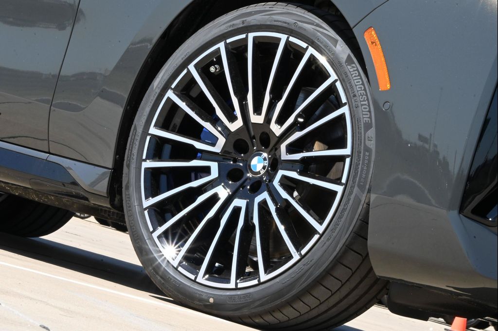 2026 BMW 740 XDRIVE — миниатюра 8