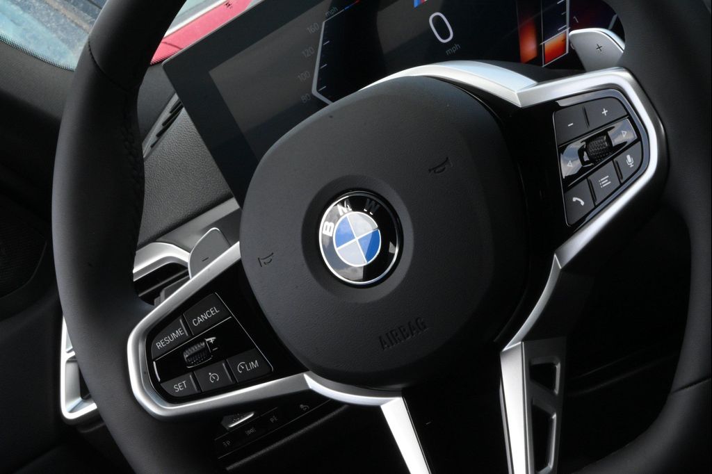 2026 BMW 330 330I 缩略图 22