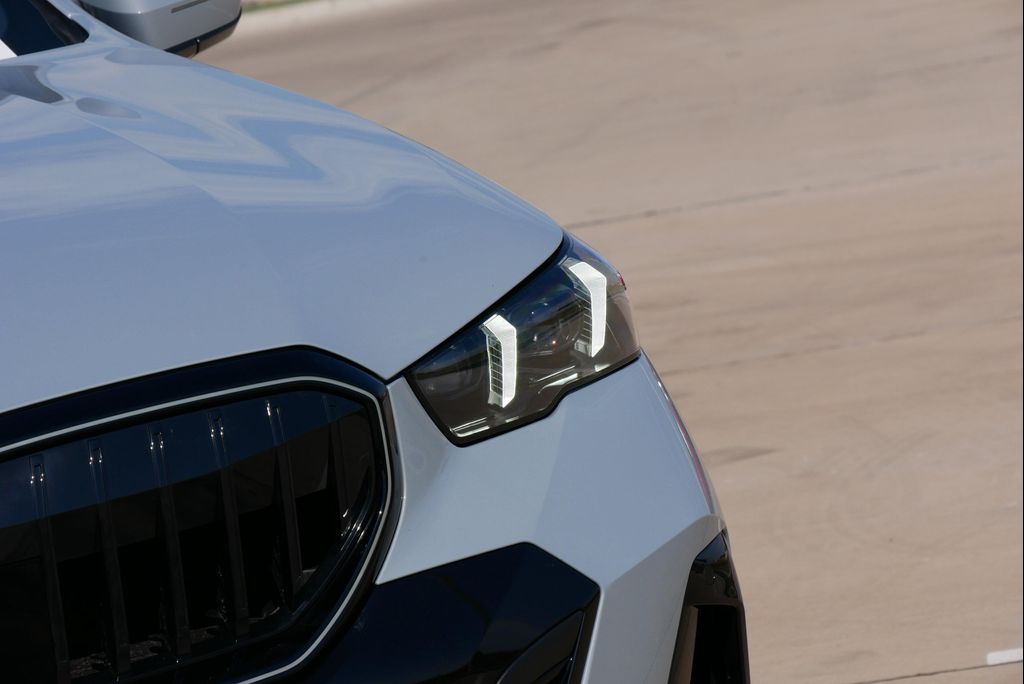 صورة 9 لـ 2027 BMW 540 I XDRIVE
