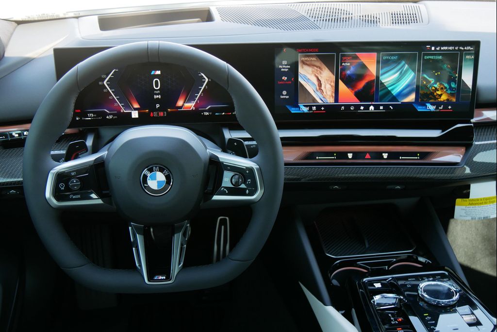 صورة 15 لـ 2027 BMW 540 I XDRIVE