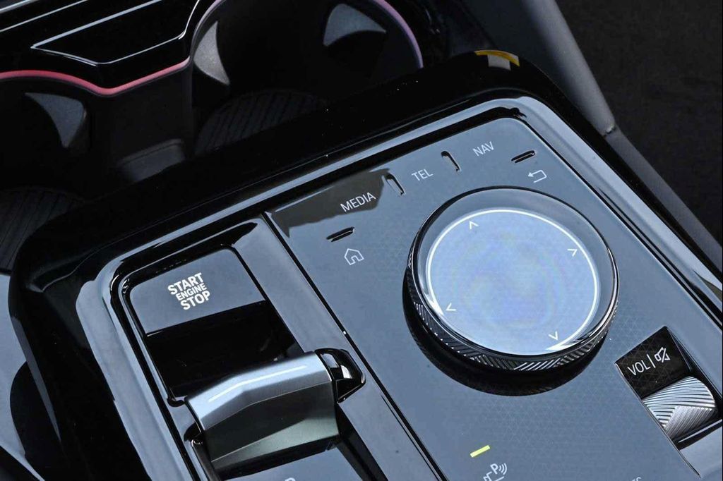 2026 BMW 530 530I — миниатюра 18