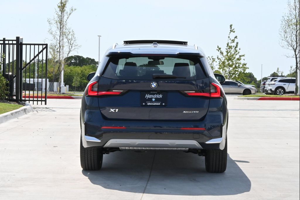 صورة مصغرة 7 لـ 2026 BMW X1 XDRIVE28I