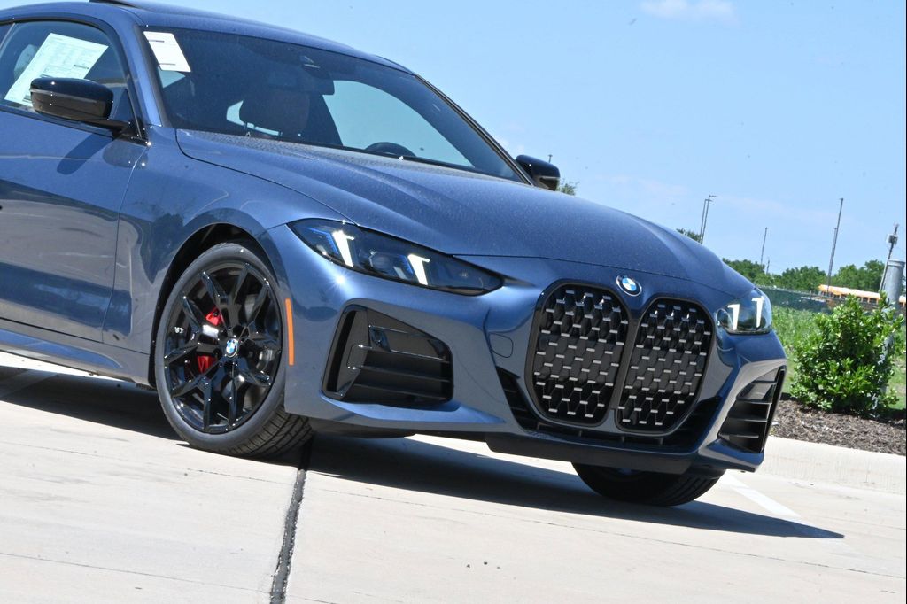 2027 BMW 430 I — миниатюра 30