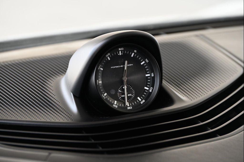 صورة مصغرة 24 لـ 2021 Porsche TAYCAN TAYCAN 4S