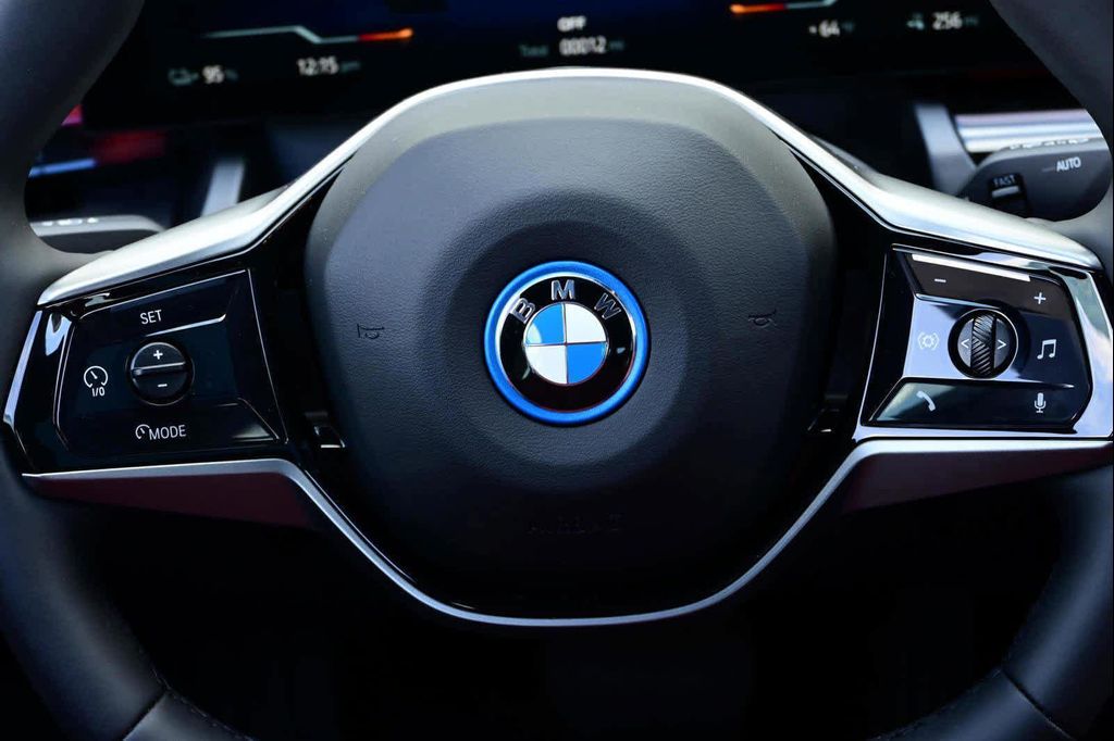 2025 BMW I5 EDRIVE40 缩略图 11