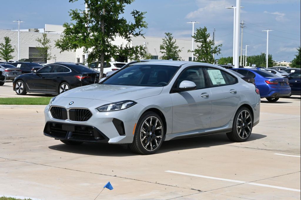 2026 BMW 228 GRAN COUPE XDRIVE 照片 3