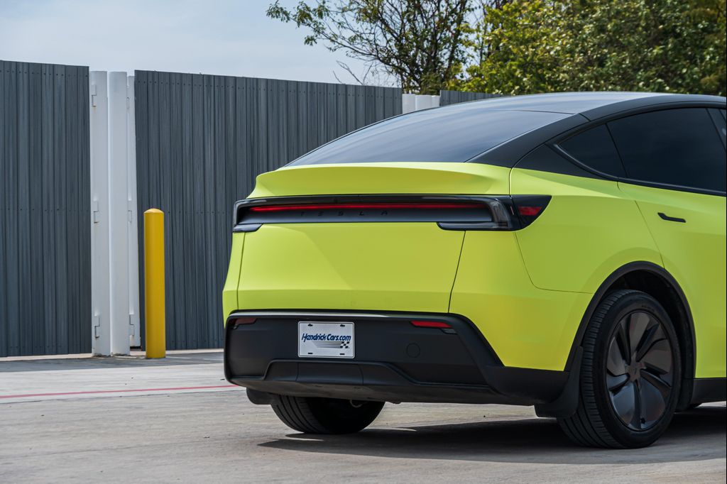 2026 Tesla MODEL Y PREMIUM REAR-WHEEL DRIVE 缩略图 42