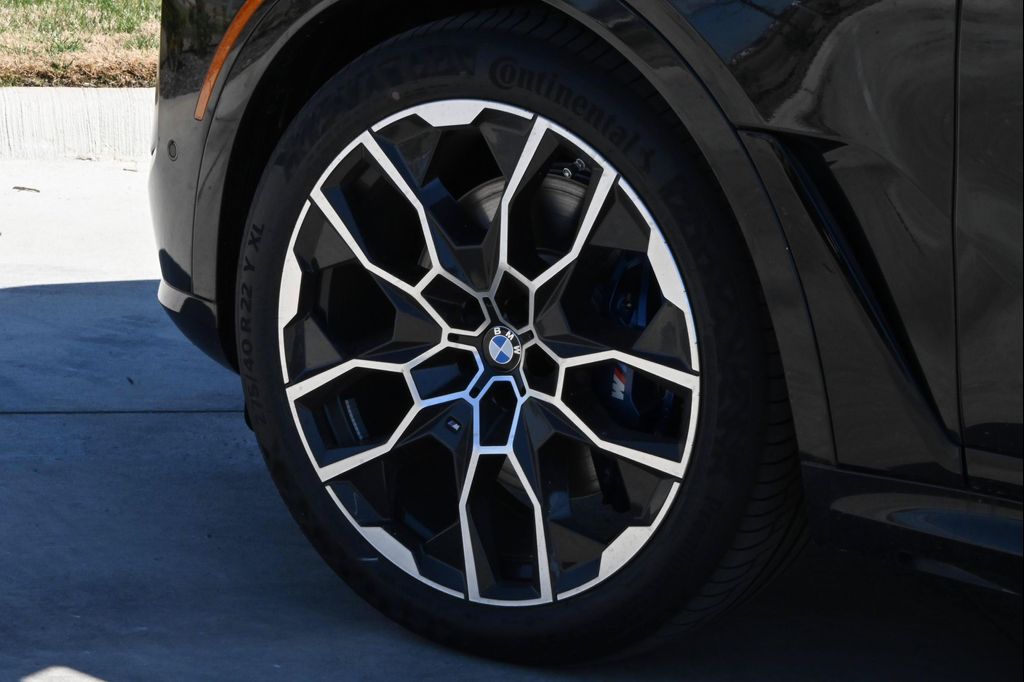 2026 BMW X7 M60I — миниатюра 32