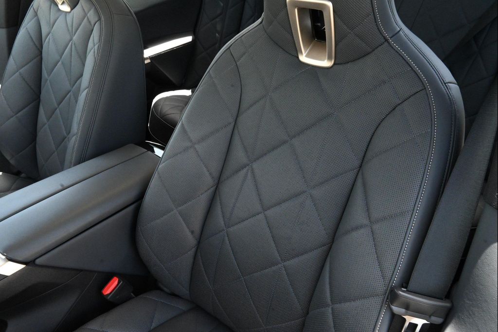 2023 BMW IX M60 缩略图 12