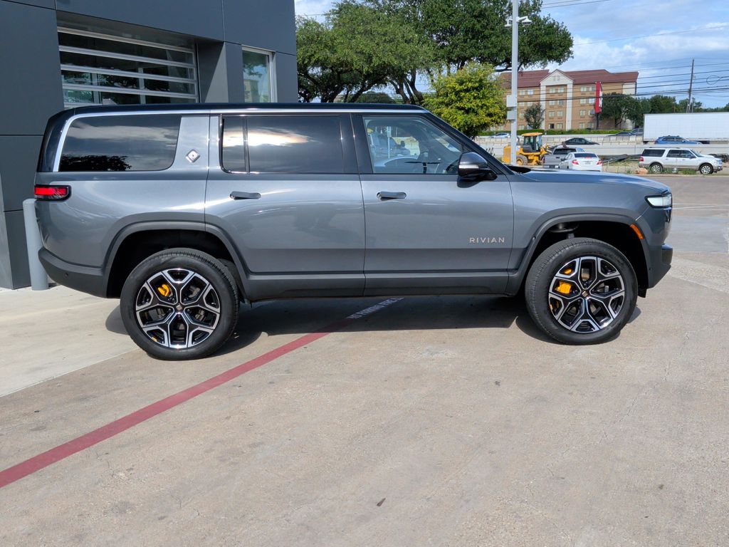2024 Rivian R1S ADVENTURE QUAD MOTOR LARGE PACK 缩略图 11
