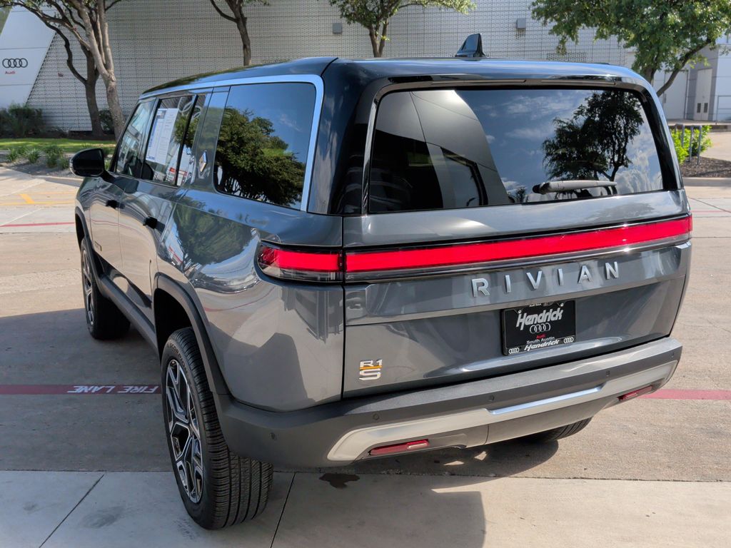 صورة 8 لـ 2024 Rivian R1S ADVENTURE QUAD MOTOR LARGE PACK