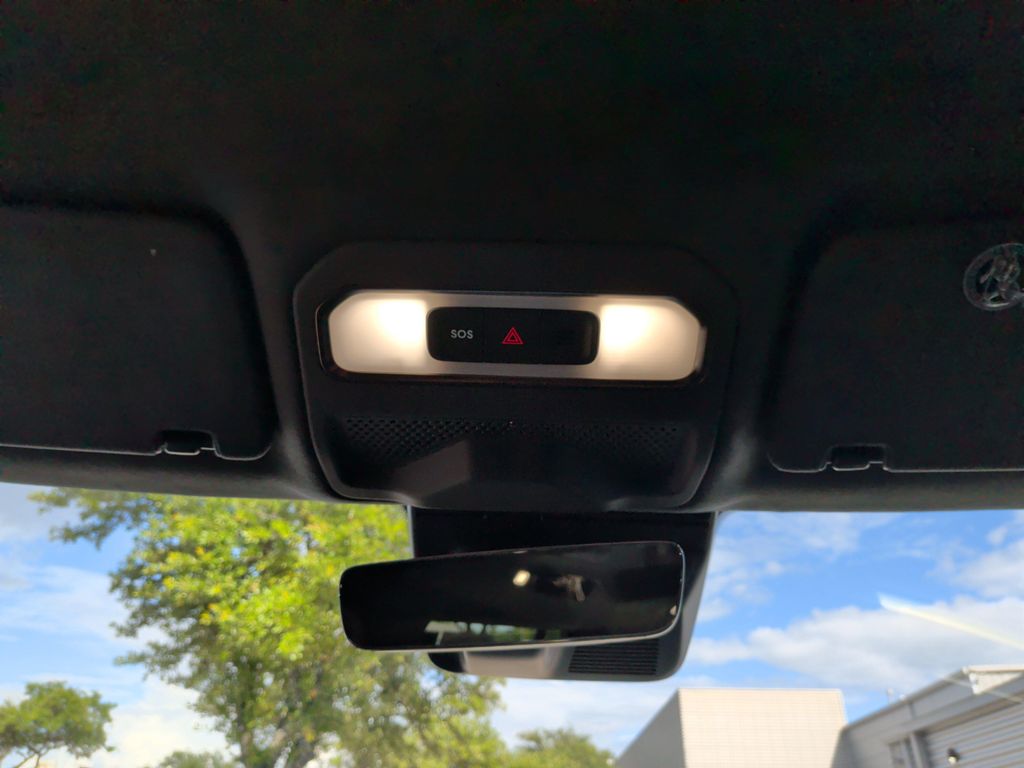 2024 Rivian R1S ADVENTURE QUAD MOTOR LARGE PACK 缩略图 27
